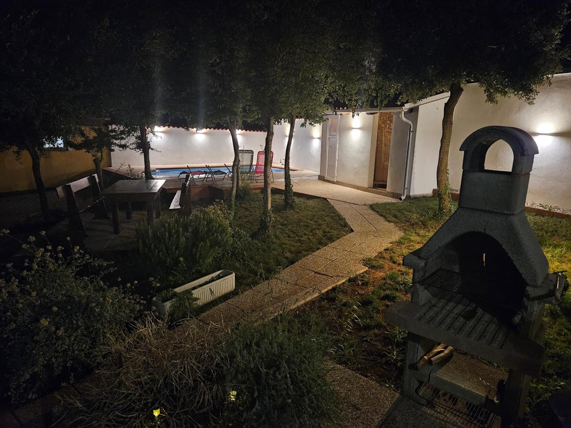 Villa Kuca Za Odmor Dean Pavicini Exterior foto